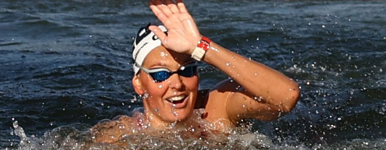 Iron-strong Van Rouwendaal swims to second Olympic title in open water